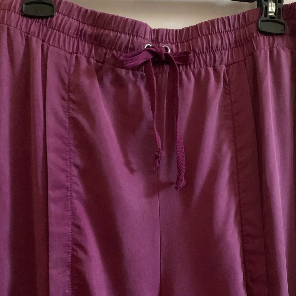 Brand NWOT Free People movement split leg, size M - Picture 8 of 9